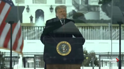 Donald Trump håller tal