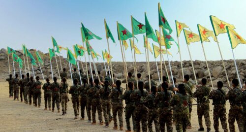 Kurdiska YPG- och YPJ-soldater