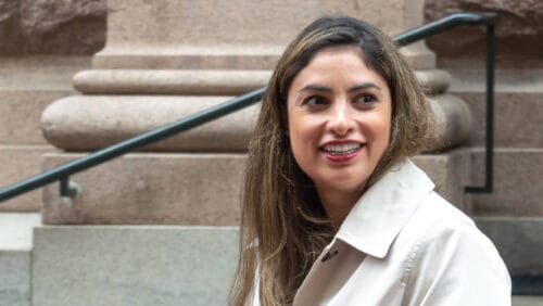 V-ledaren Nooshi Dadgostar